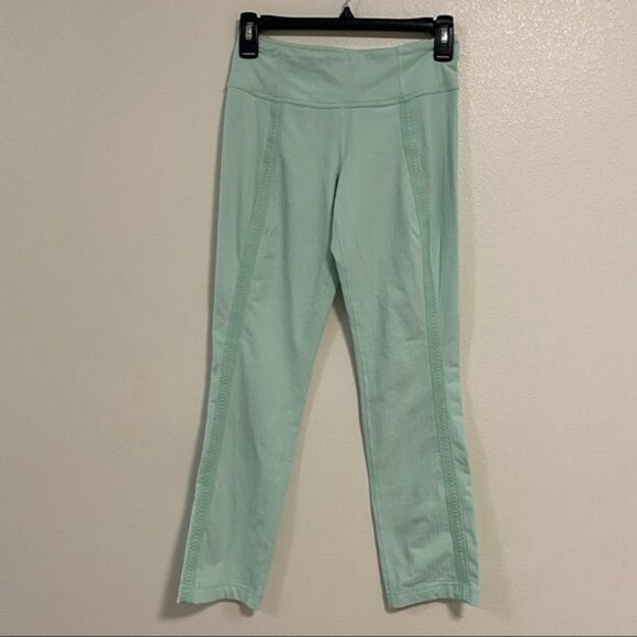 Lululemon Leggings Women’s Size 4 Mint Cropped leggings - Picture 1 of 9